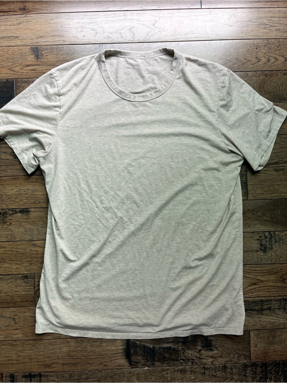 Lululemon Men's Crew Neck T-Shirt oatmeal basic 5 year cotton poly blend large